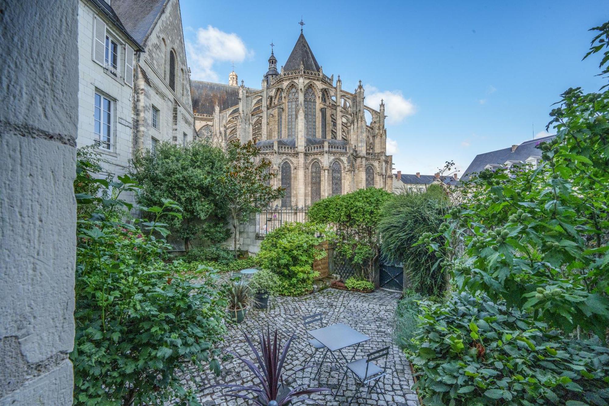 Raffine Vue Cathedrale, Jardin, Wifi *